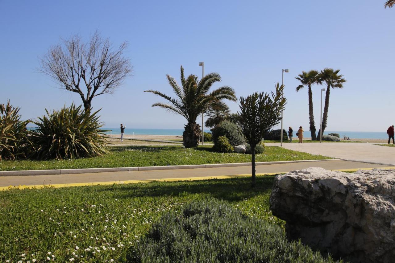 Ghibli Hotel Civitanova Marche Dış mekan fotoğraf